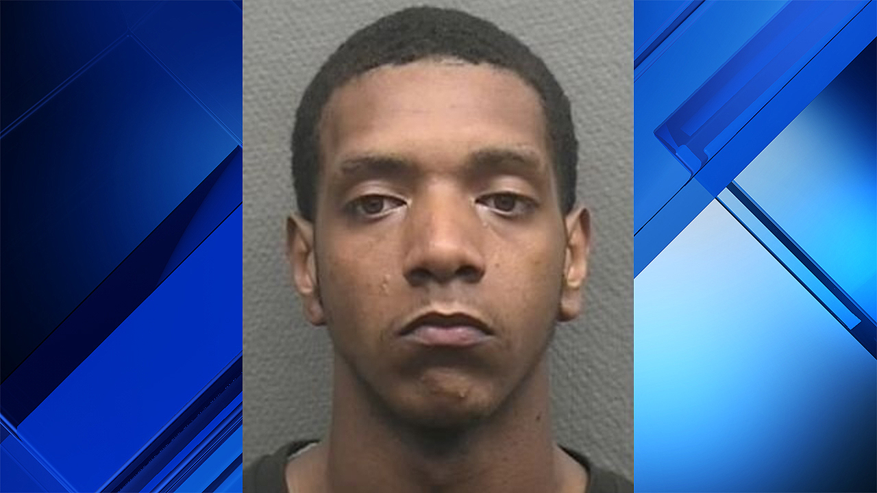 Man convicted of triple murder at Houston car lot sentenced to...